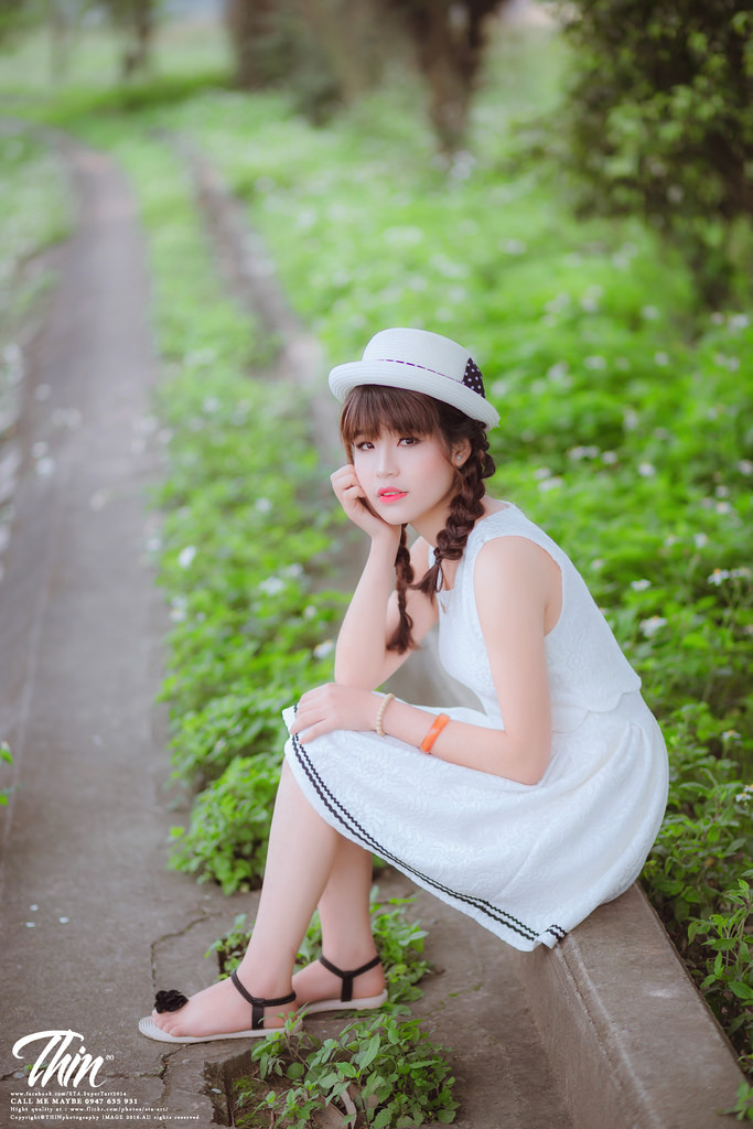 國產(chǎn)精品清純白嫩美女