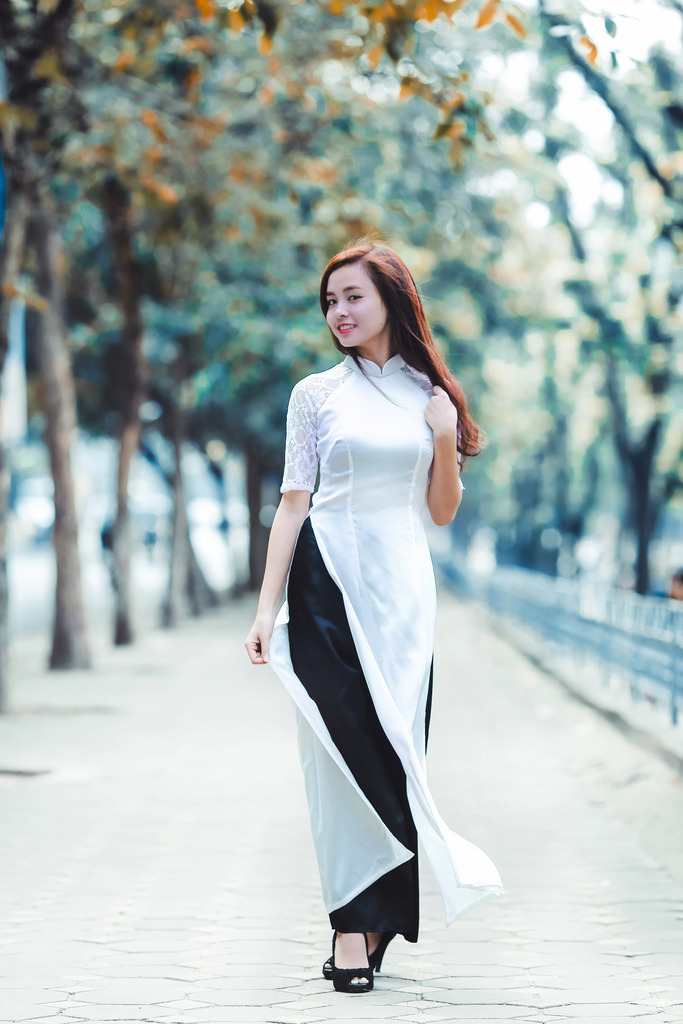 免費拗女網(wǎng)站1300部